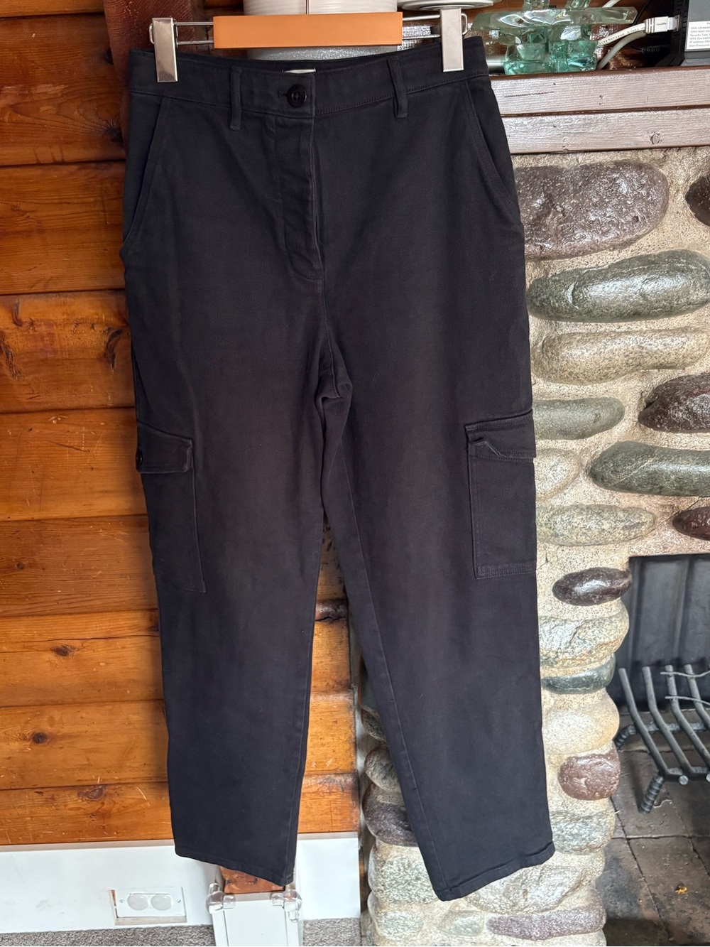 Aritzia Wilfred Free Modern Cargo Pants Black Size 4